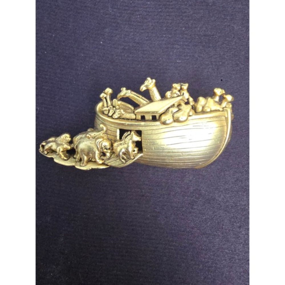 AJC Vintage Noahs Ark Brooch Gold Tone Animal Bible Story Pin 2.5 Inch